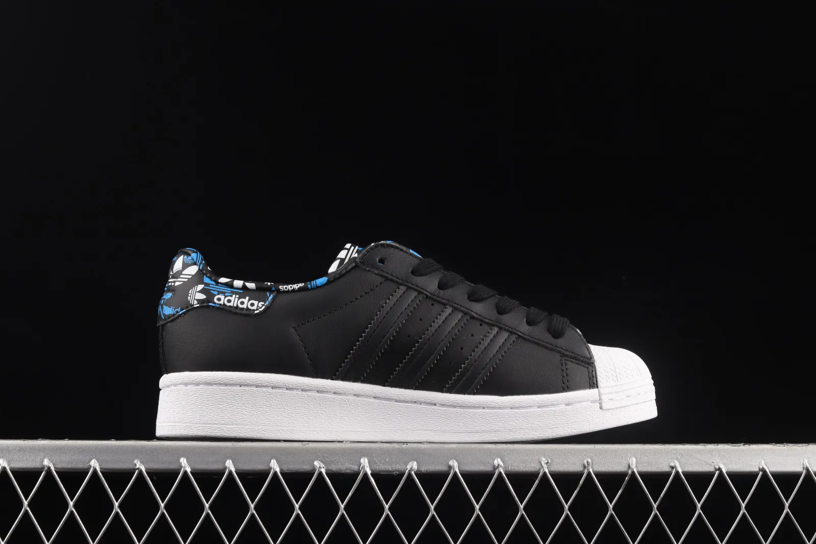 Adidas Originals Superstar Core Black Blue Metallic Gold HO0185