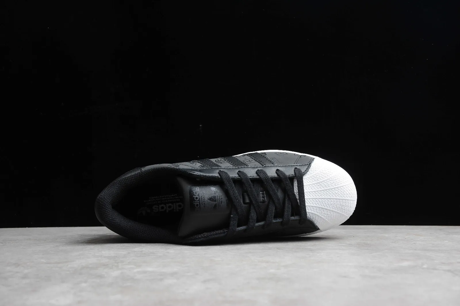 Adidas Originals Superstar Core Black Cloud White GX8412