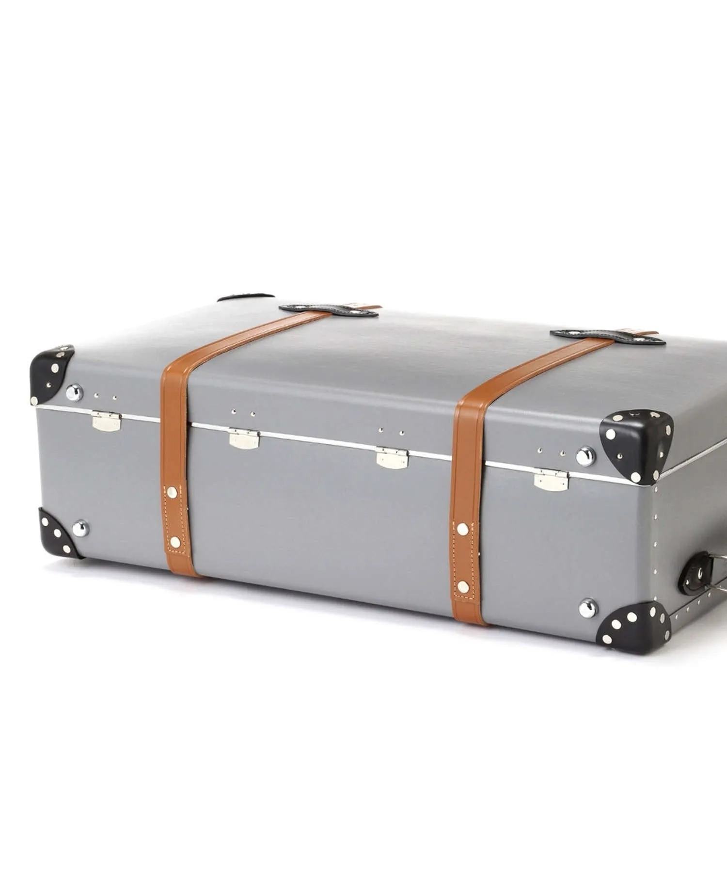 Globe-Trotter X Todd Snyder 30 Suitcase in Grey