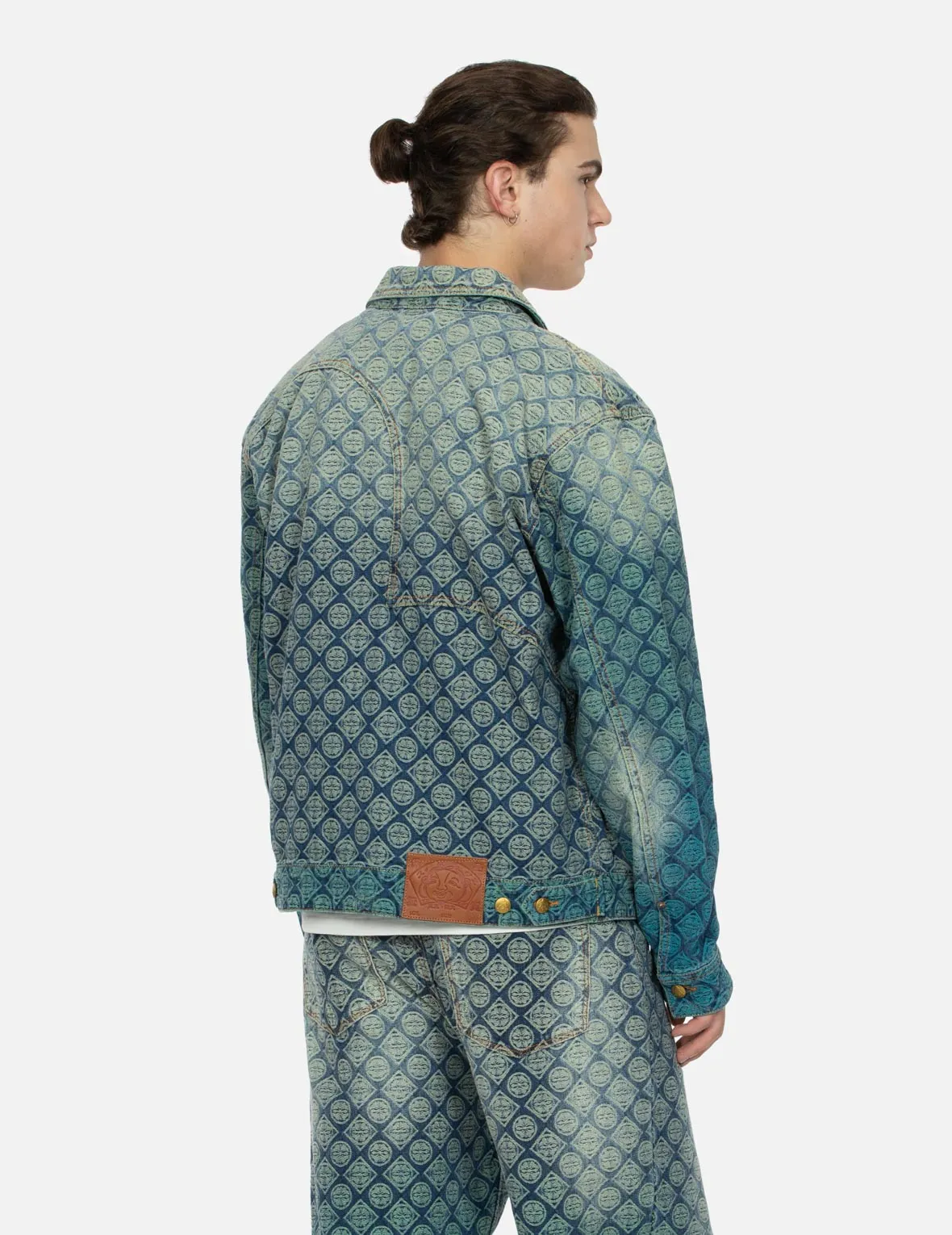 Gradient Allover Kamon Jacquard and Seagull Embrodiery Relax Fit Denim Jacket