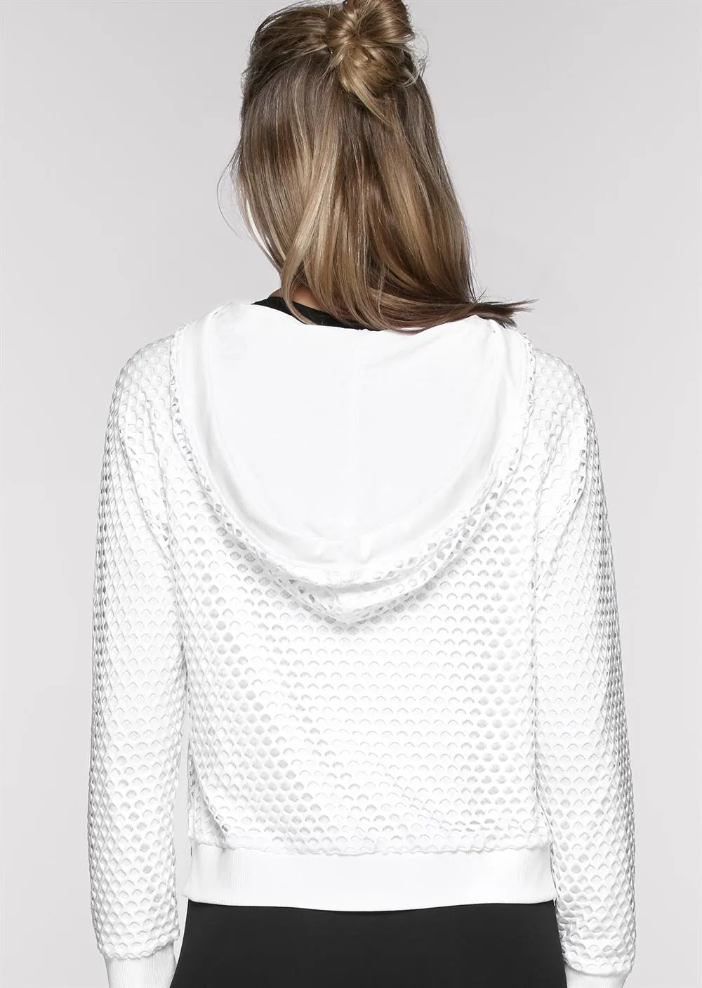 Lorna Jane Keep It Light Excel Pullover in White