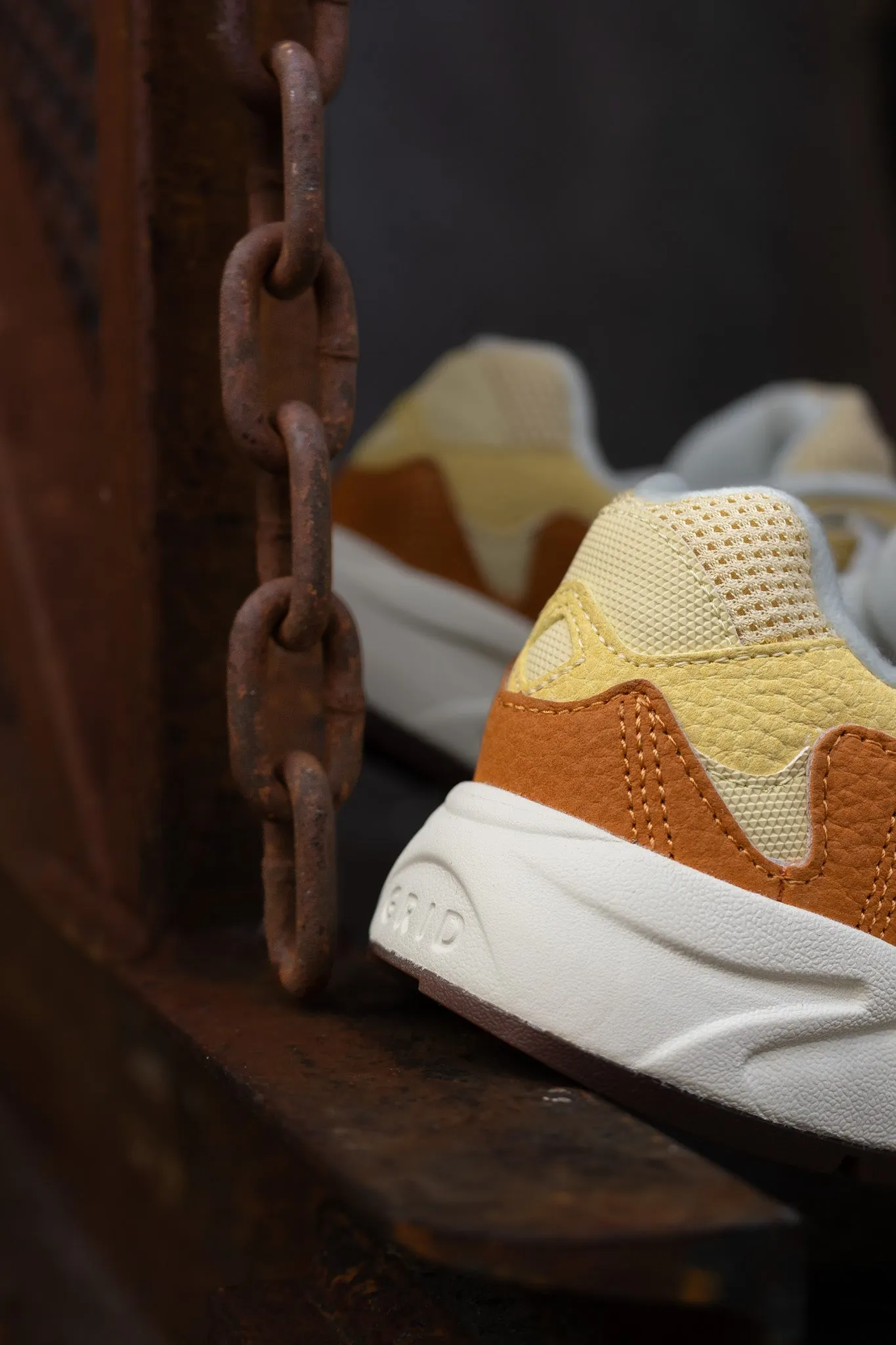 Mens Saucony Grid Shadow 2 (Mustard/Tan)