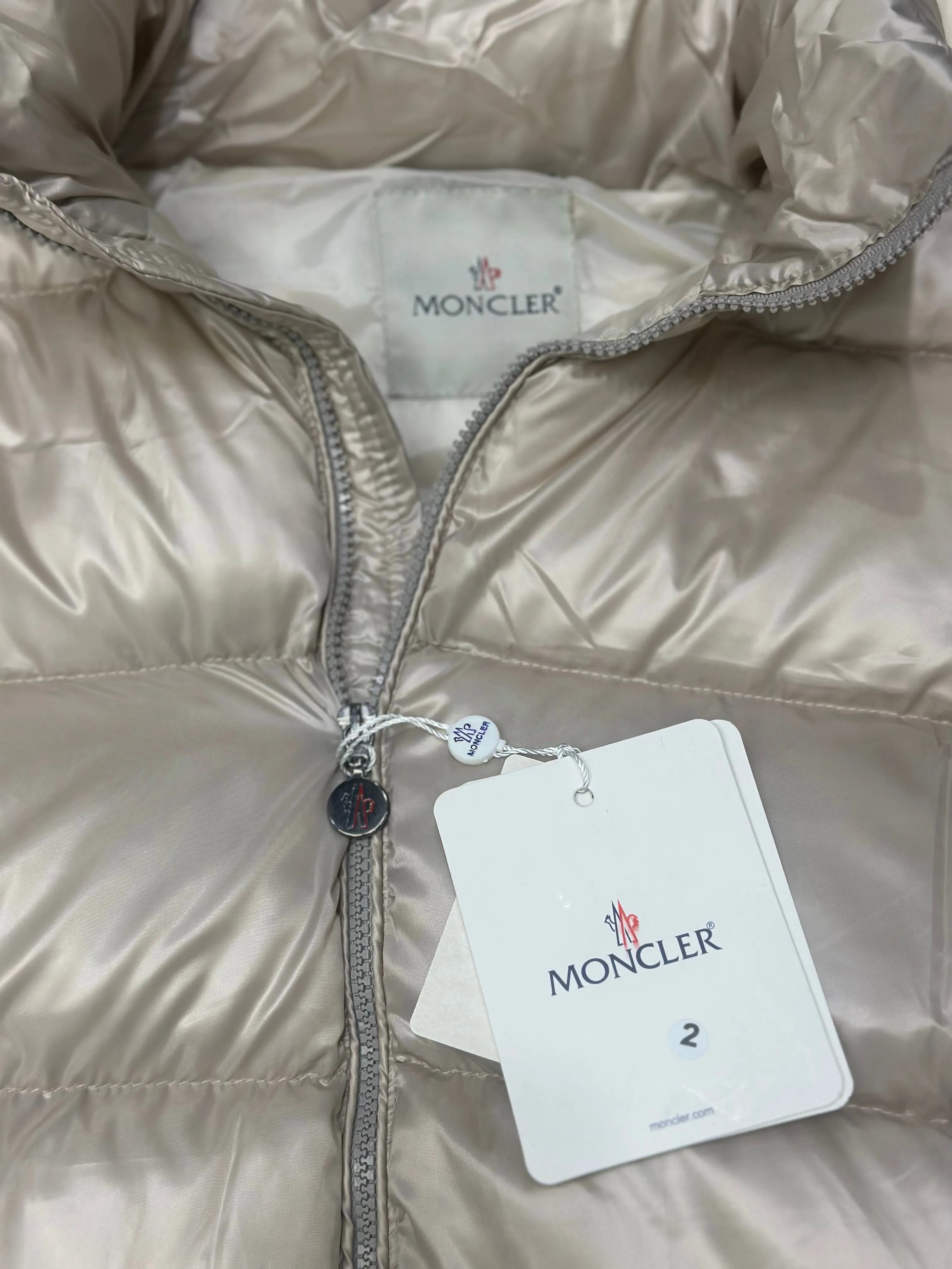 Moncler Beige :B