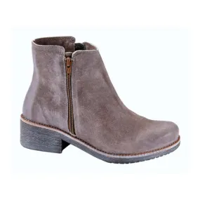 Naot Women's Wander Ankle Boot Taupe Gray Suede