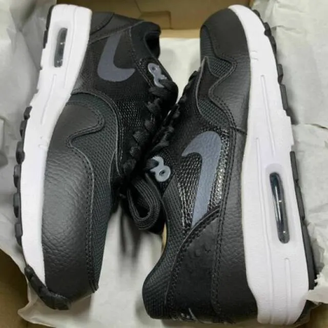 Nike Air Max 1 Ultra 2.0 Black - 881104 002 - Women's Size 5