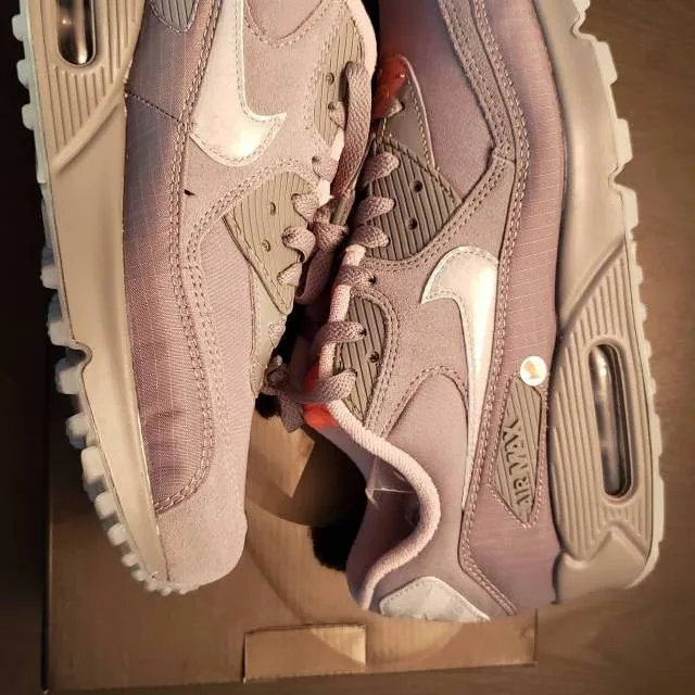 Nike air max 90 x the 'basement glasgow' runner size 8