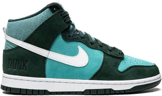 Nike Dunk Hi Retro SE 