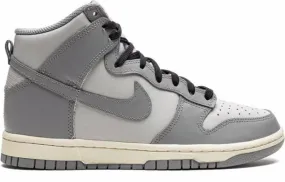 Nike Dunk High Aged sneakers Grey