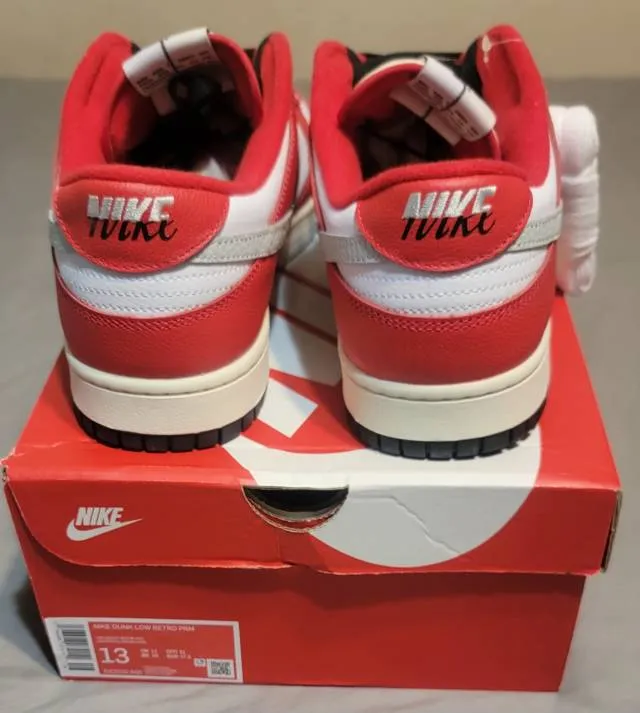 Nike dunk low chicago split