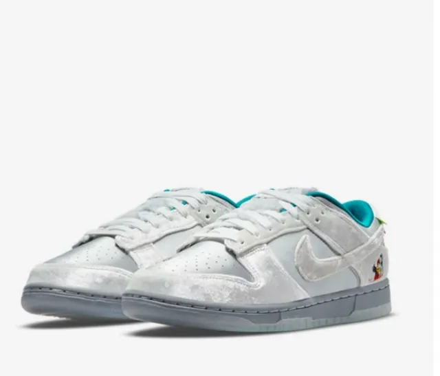 Nike dunk low ice pre-order