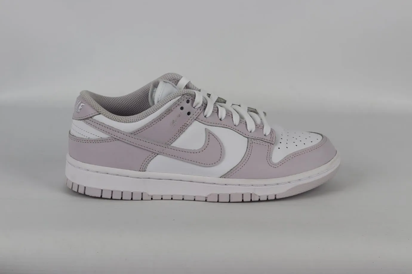 NIKE DUNK LOW LIGHT VIOLET LEATHER SNEAKERS EU 39 UK 5.5 US 8