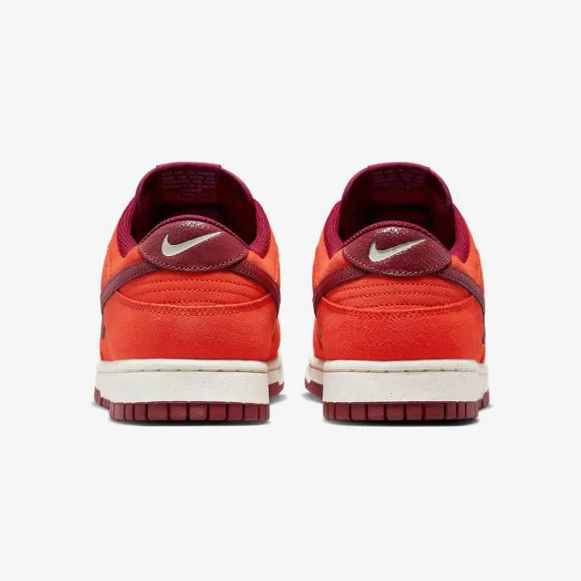 Nike Dunk Low (Orange Suede/ Safety Orange/ Team Red/ Sa...