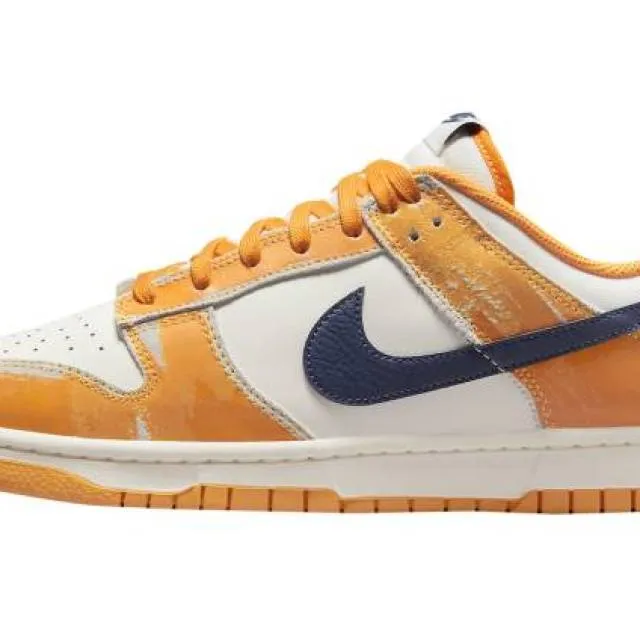 Nike dunk low wear and tear