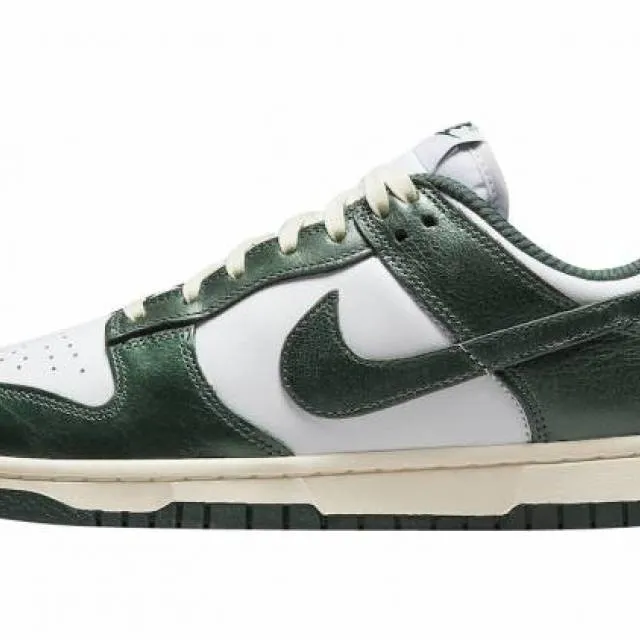 Nike dunk womens low pro green 2022 dq8580-100