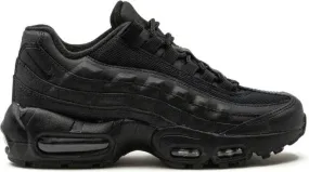 Nike Kids Air Max 95 Recraft Triple Black sneakers