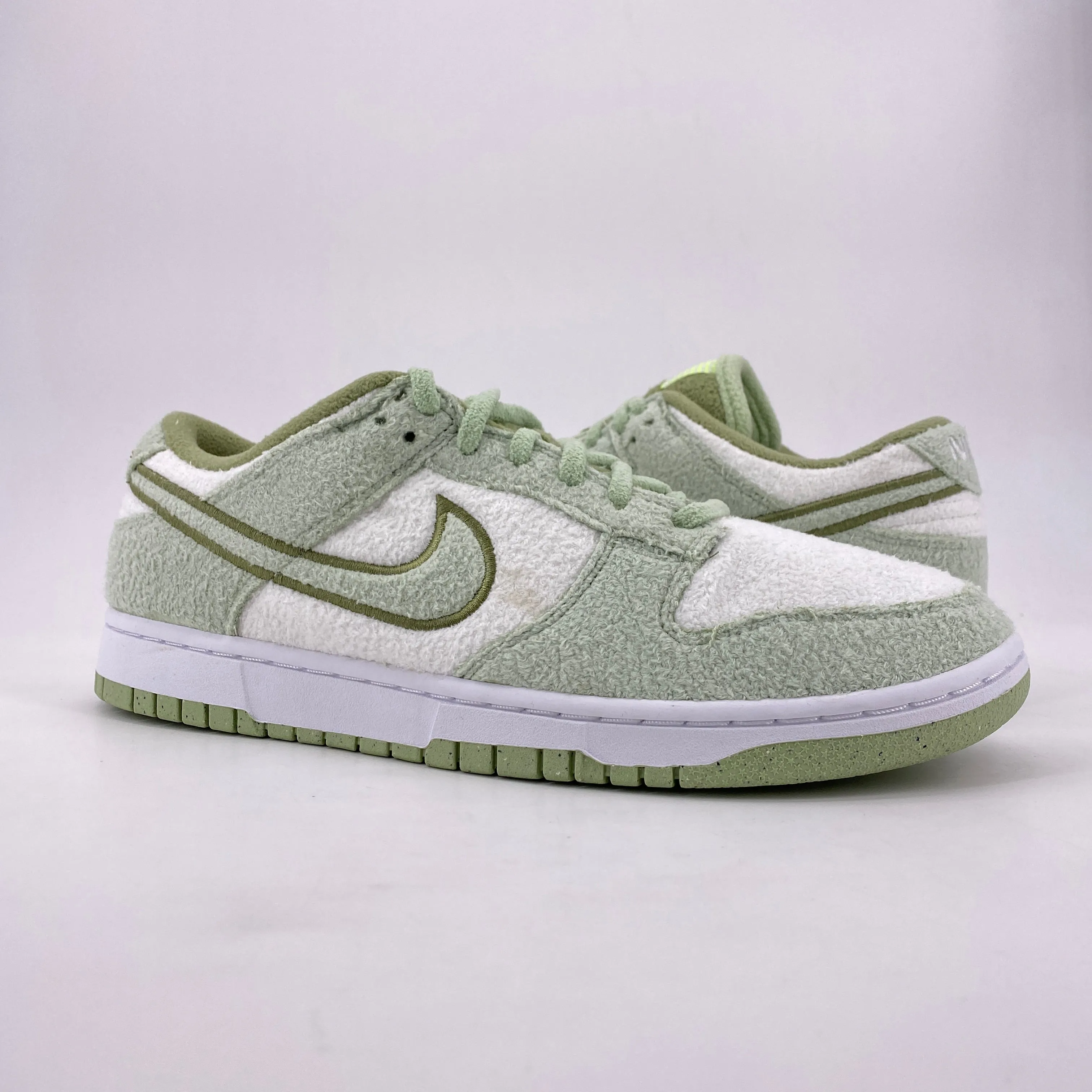 Nike (W) Dunk Low SE Fleece Pack Honeydew 2022 New Size 12W