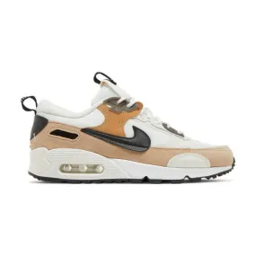 Nike Women's Air Max 90 Futura (Tan/ White/ Phantom/ Tan...