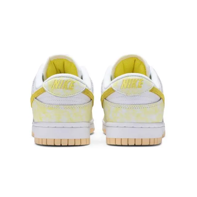 Nike women's dunk low og (yellow strike/ yellow/ white/ gum brown