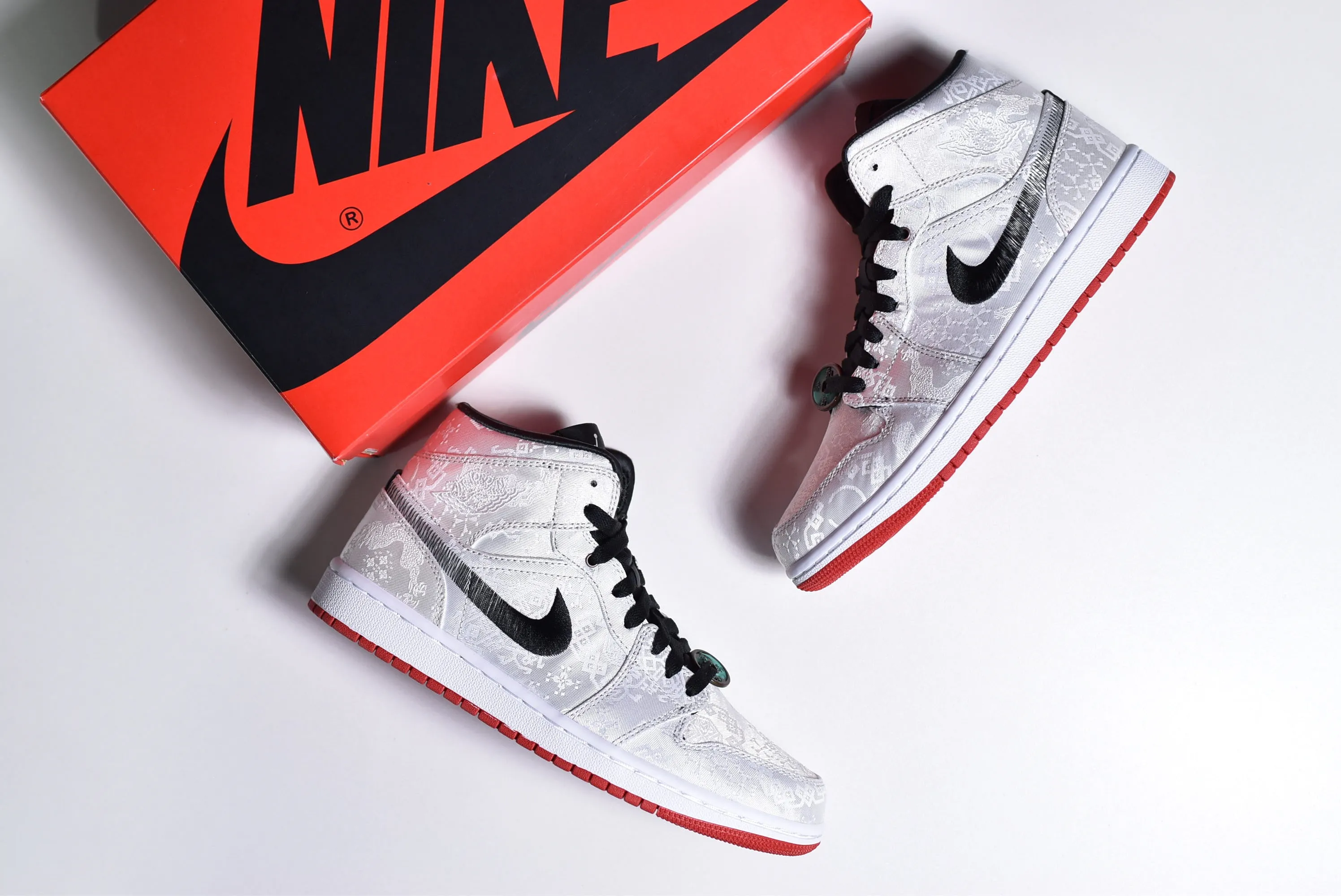 NIKE X CLOT AIR JORDAN 1 MID SE 'FEARLESS'