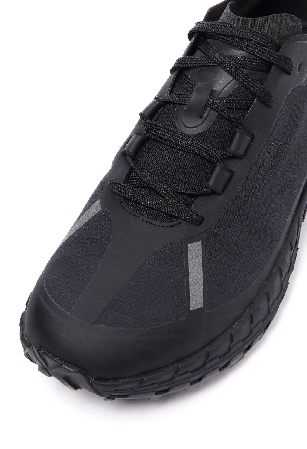 Norda Run Women's 001 G+ Graphene Trainers - Stealth Black Dyneema