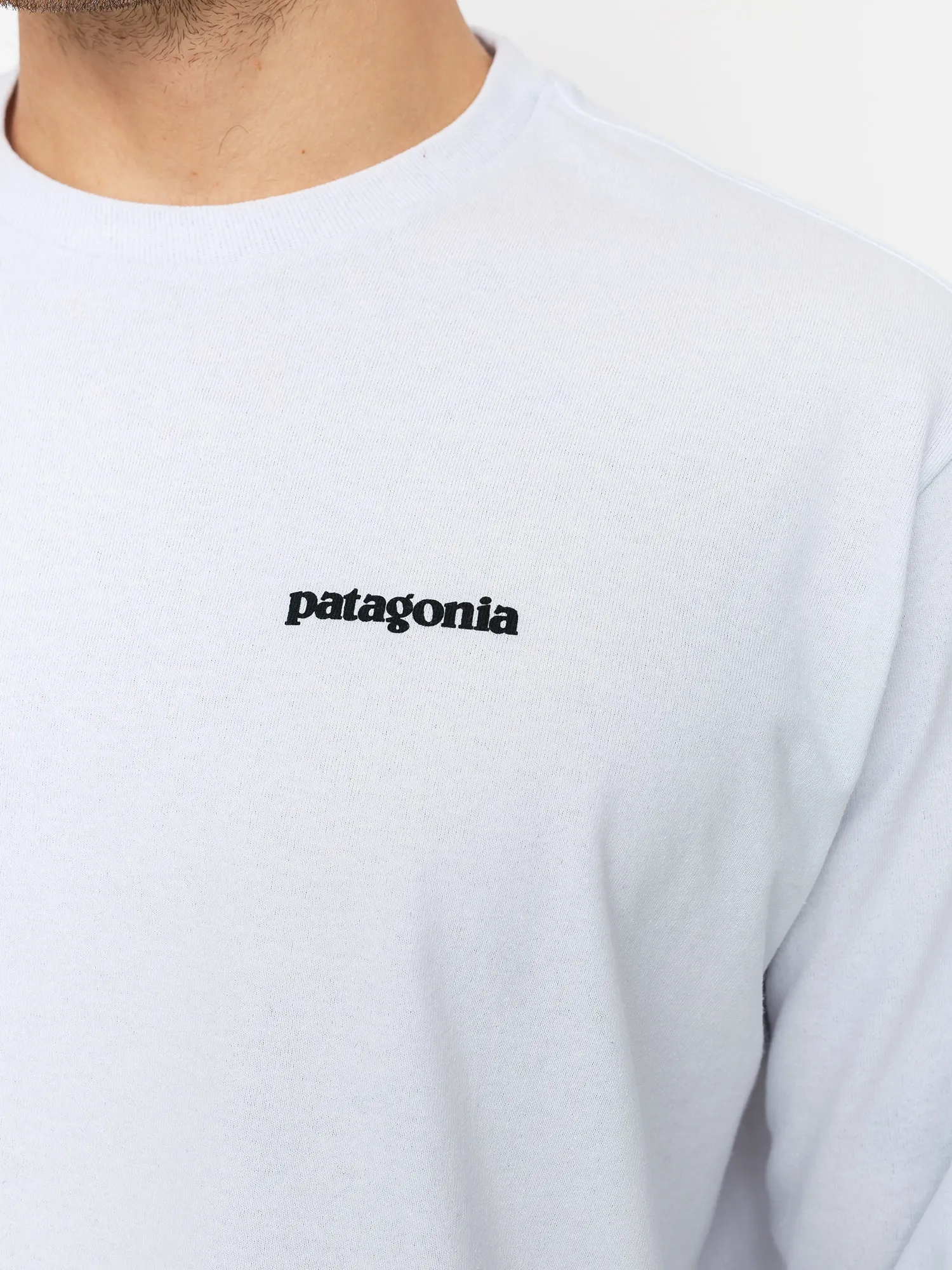 Patagonia P 6 Logo Responsibili Longsleeve (white)