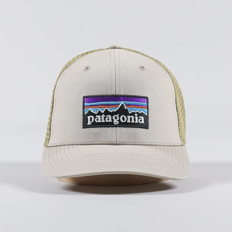 Patagonia P-6 Logo Trucker Hat Oar Tan Classic Tan