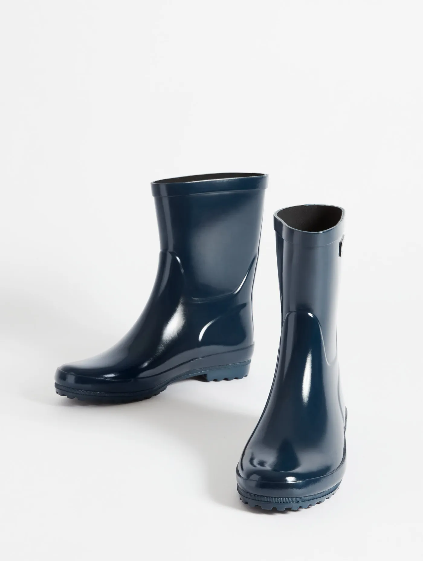 Patent ankle rain boot