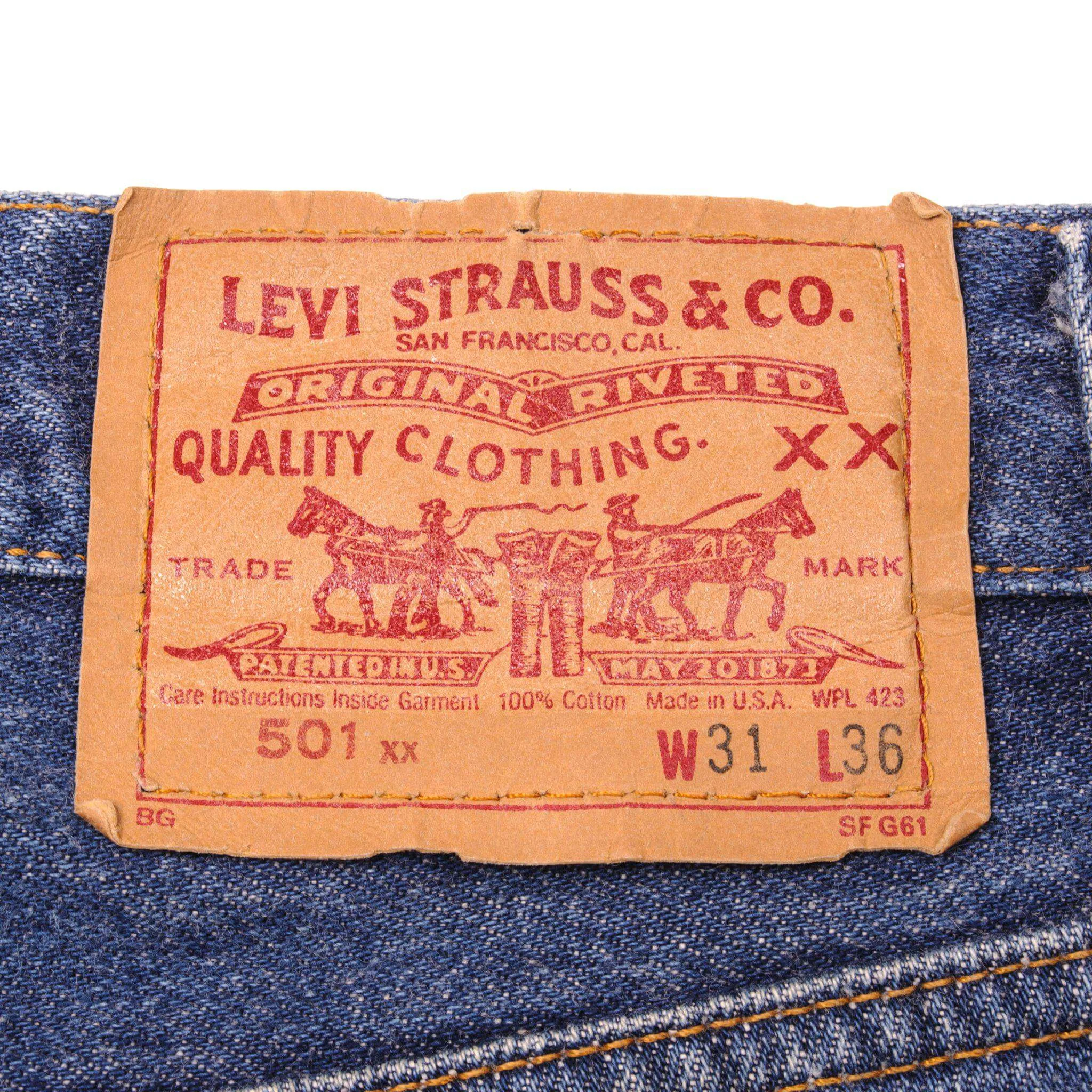 VINTAGE LEVIS 501 JEANS INDIGO 1980s SIZE W30 L32 MADE IN USA